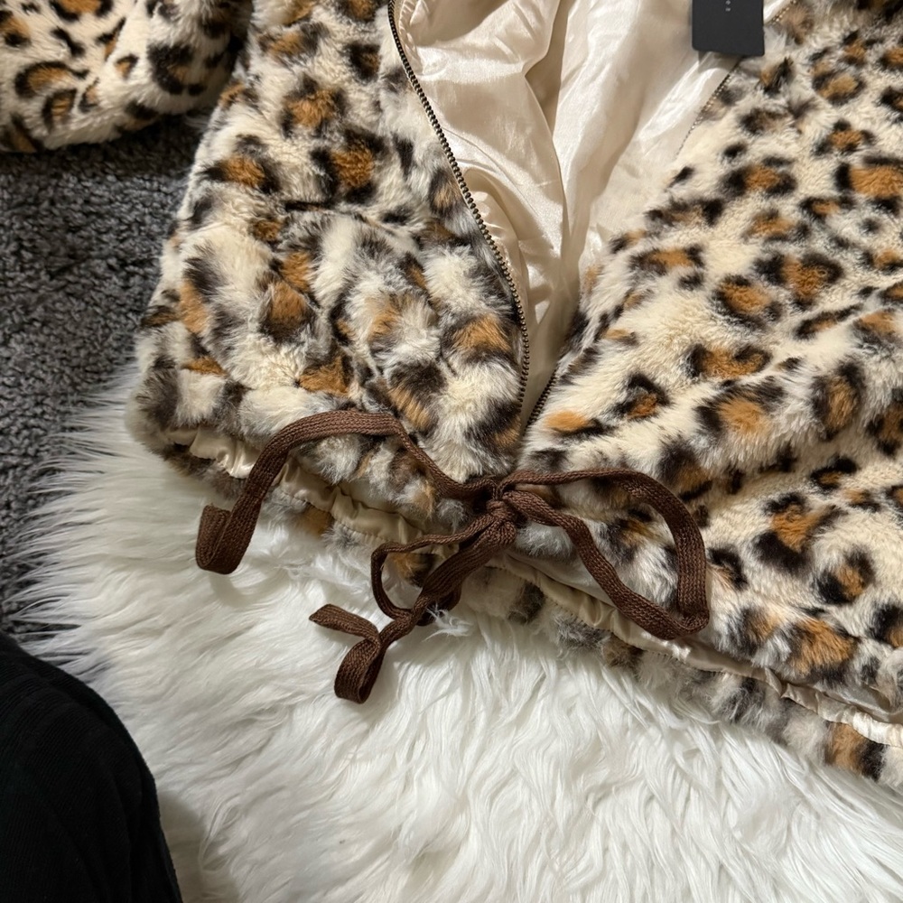 VS PINK Faux Fur Jacket - Picture 8 of 15